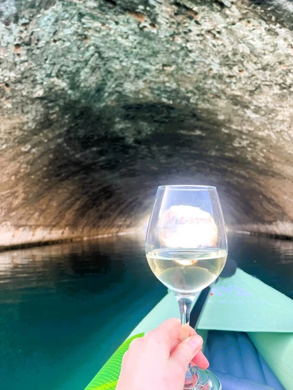 Aperitivo in Canoa a Peschiera del Garda: Tour tra le Mura UNESCO 3